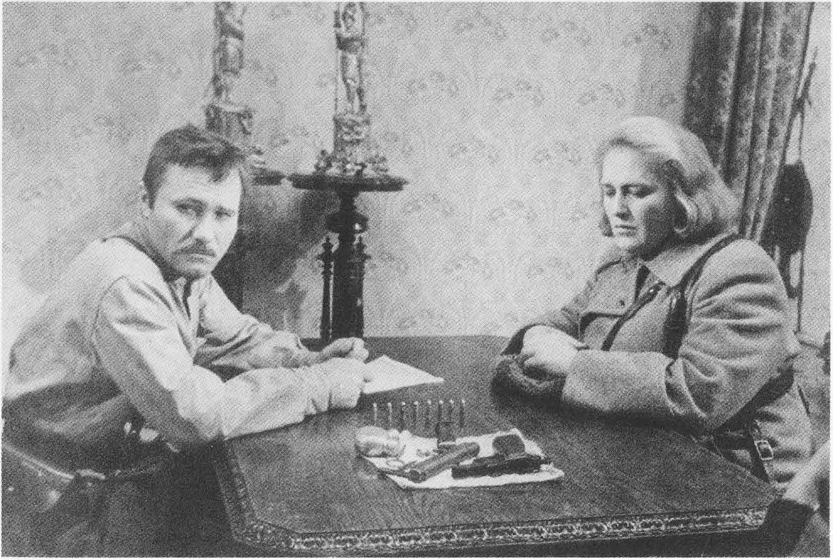 Кадр из фильма «Комиссар». В роли комиссара В.М. Шукшин. 1966